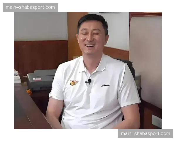 杜锋赛后谈取胜关键:我们打出了熟悉的团队篮球 杜锋赛后谈取胜关键:我们打出了熟悉的团队篮球