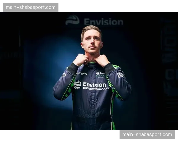 跨界尝试:前速降世界冠军开始为电动摩托车赛事担任测试车手